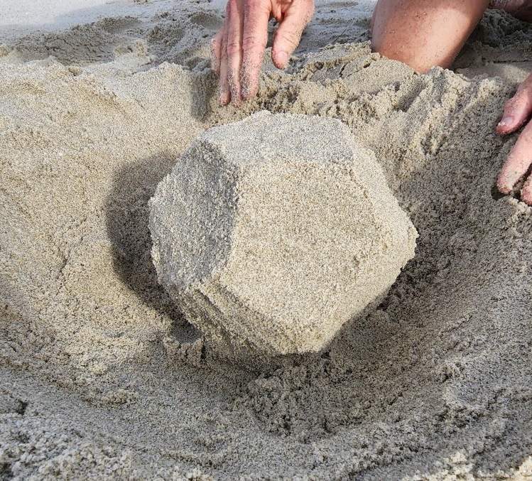 Things to do at the beach (2/n): Make a dodecahedron.