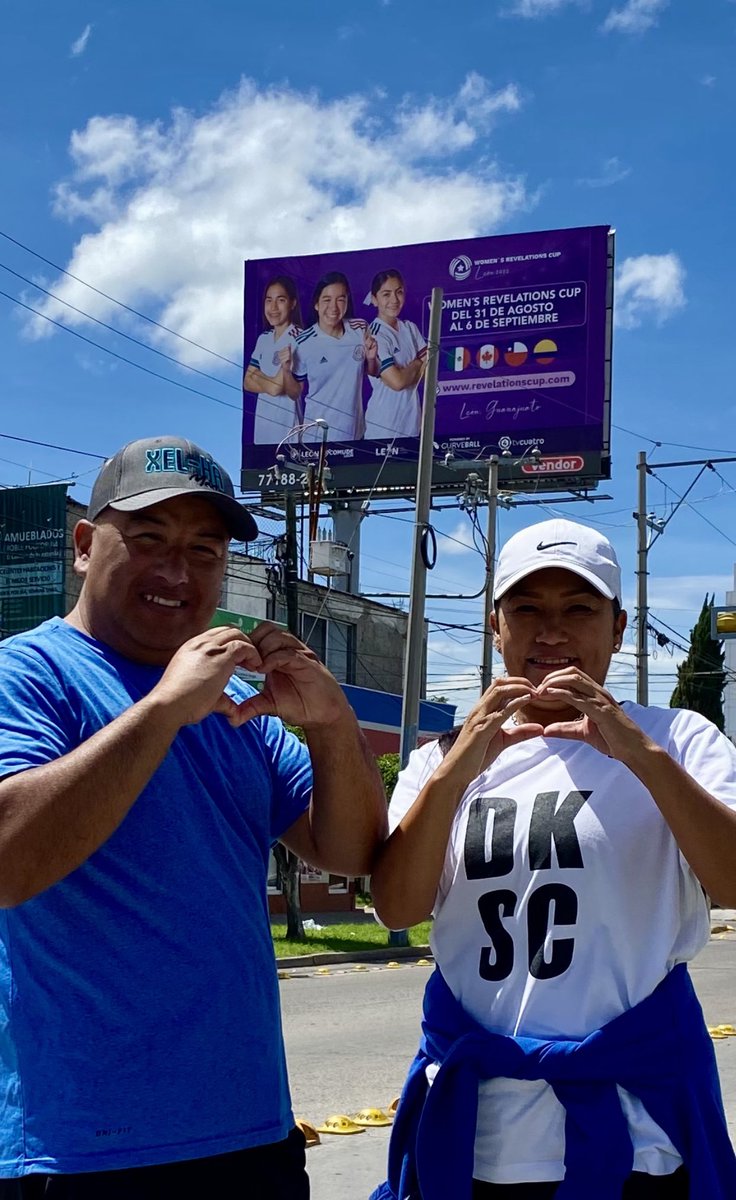 Juan23_dksc's tweet photo. My favorite all time billboard. @RevCupMexico @jademaartinez @DKSC_U1819_ECNL @DKSC_official https://t.co/p3B5hthywq