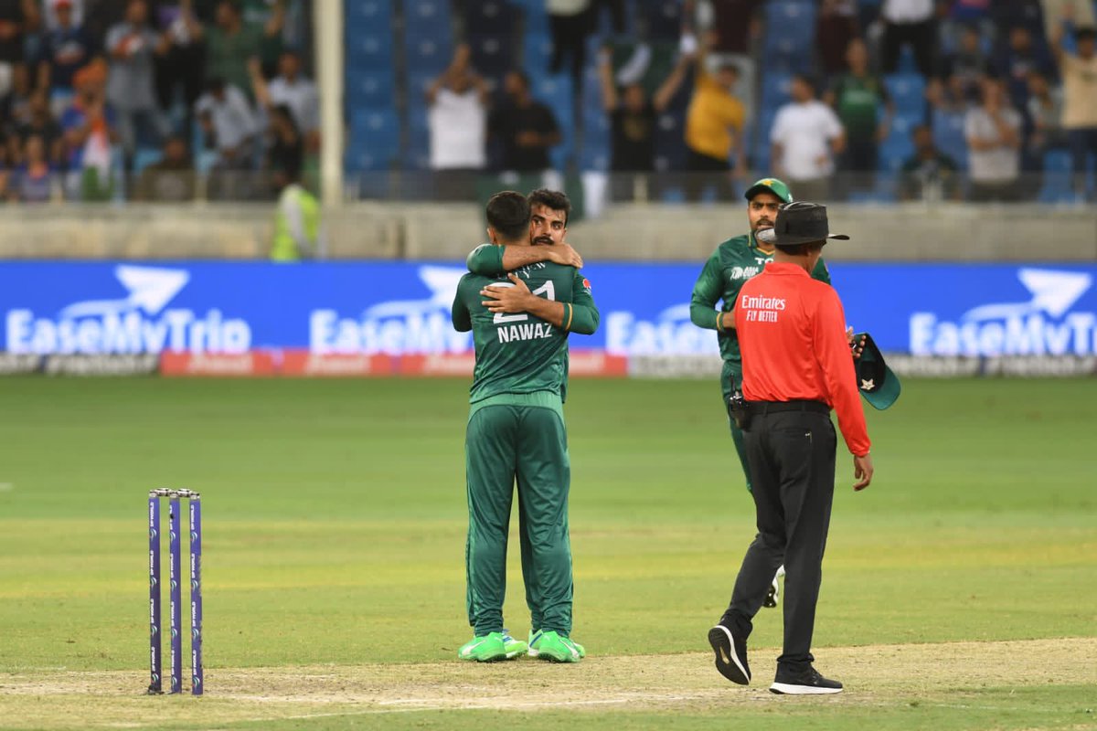 I dedicate this win to all the victims of #FloodsInPakistan, that’s why we never dropped our heads. Team effort, everyone involved. @iMRizwanPak and @mnawaz94 stars of our chase but valuable contributions from @AasifAli45 bhai, @KhushdilShah_ and all the team. #PakistanZindabad