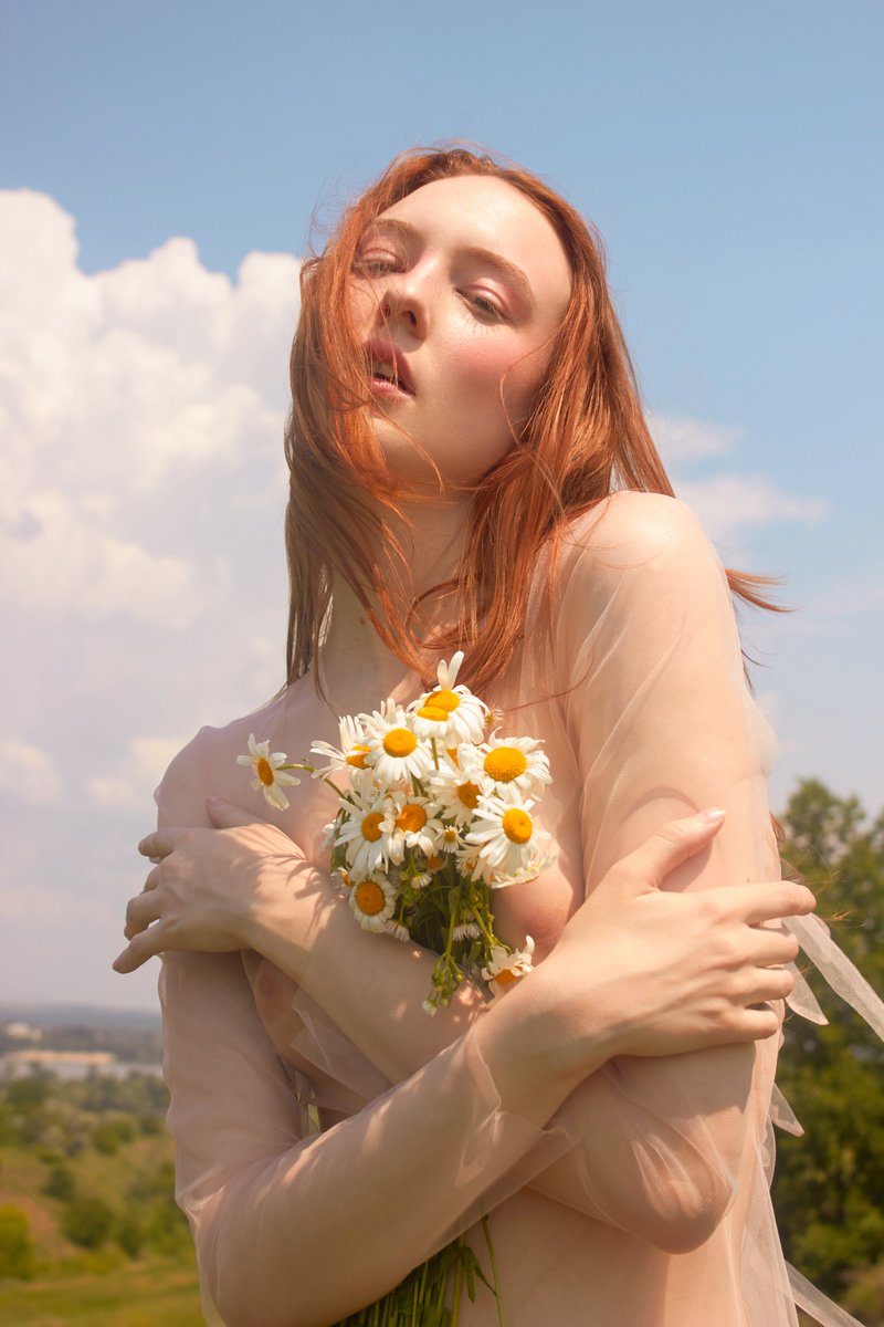 aandreychagin's tweet photo. Good night friends) it was super happy day♥ 

"Hug yourself" available on @foundation https://t.co/CkL5teDIHN