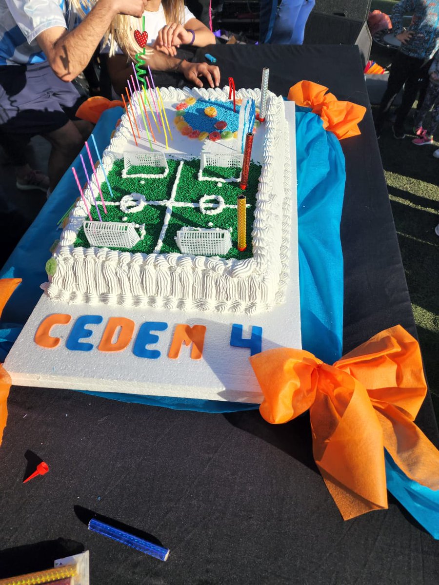 3framos's tweet photo. ¡Felicidades CEDEM4!
Ayer estuve en el Festejo del primer aniversario del #CEDEM4 en Ciudadela. Junto a @dievalen @danielasruoga y Marcela Chaves, disfrutamos una tarde de actividades al aire libre y festejos.
#TresDeFebrero #Municipalidad3F #3F #CEDEM #Ciudadela https://t.co/D9LHWAzZD1
