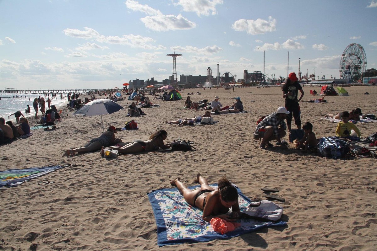 phenomene83's tweet photo. On voyage pour changer, non de lieu, mais d’idée #travelphotography #PhotoOfTheDay #500pxrtg #NewYork #Beach @500pxrtg @ThePhotoHour @NewYorkTravelTV https://t.co/zqRtK0ZpIs