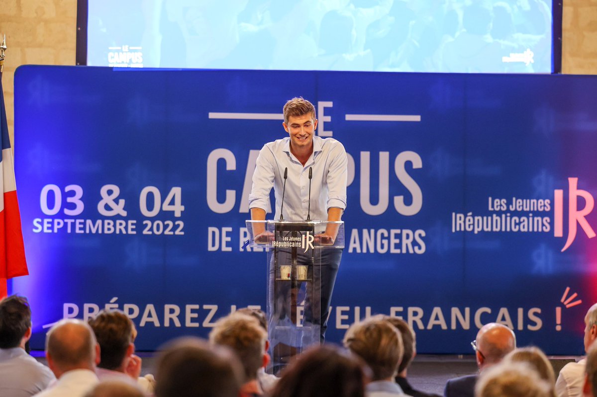 JBJouve's tweet photo. Fier d’avoir participé au week-end de rentrée des @jeunesreps à Angers !
La jeunesse de France vient de poser les premières bases d’une grande aventure pour préparer le réveil français ! 

#CampusJLR 
@GuilhemCarayon https://t.co/Hngn8lIWoE