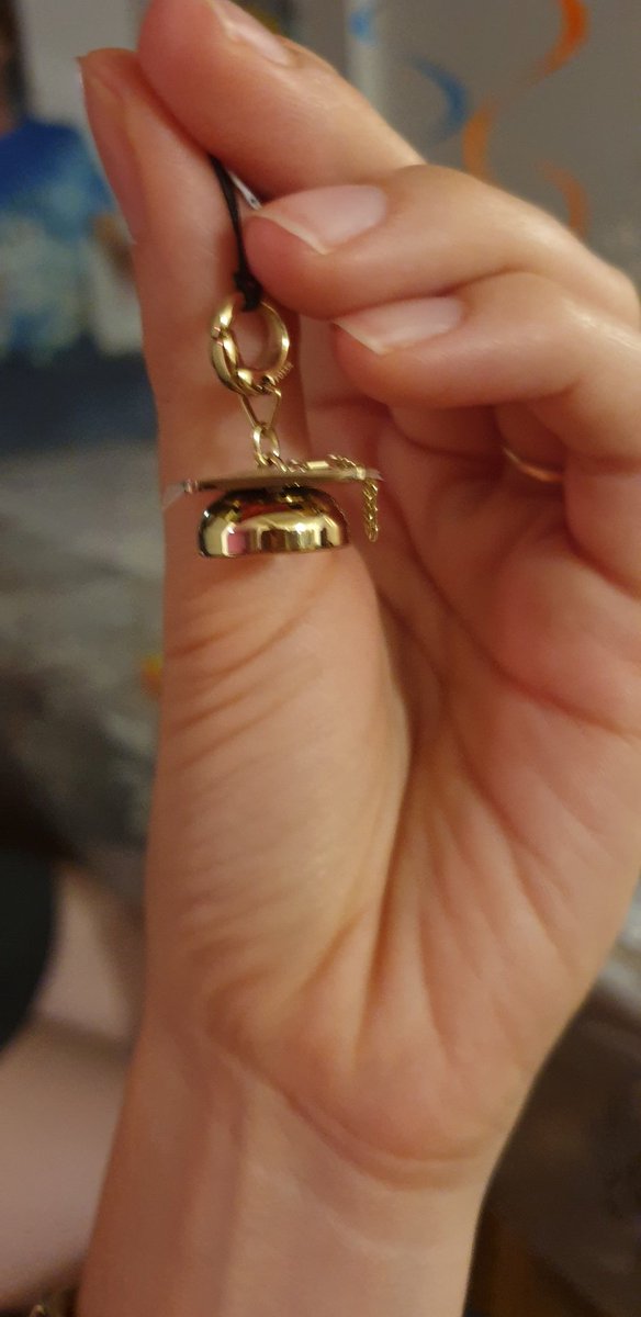 Such a nice birthday present 🥰 the smallest doctoral cap I've ever seen 🤩