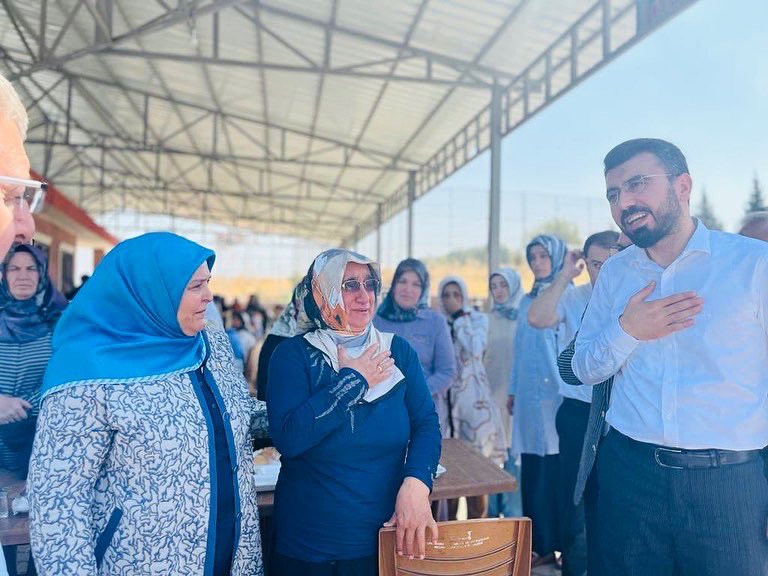 akkadin12subat's tweet photo. Geçen yıl ahirete irtihal eden merhum Milletvekilimiz İmran Kılıç için okutulan Mevlid'i Şerif programına katıldık. İmran hocamıza Cenab-ı Allah'tan rahmet diliyoruz.

#BirOlduk21Olduk https://t.co/3V0dmIu7o9