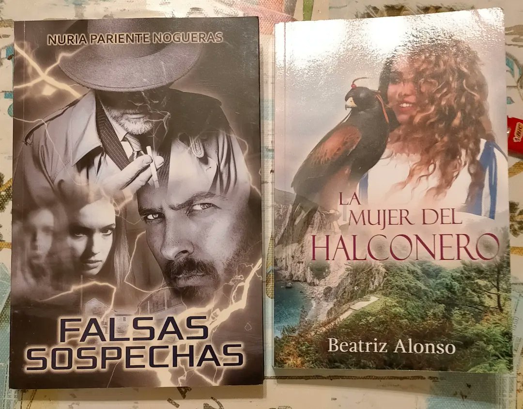 Tapon153's tweet photo. Dos nuevas adquisiciones para mí biblioteca en la @CometConES . De autoras asturianas ❤️. Gracias @Thewindlady Alonso  y @Nuria_pariente por vuestras historias. Estoy deseando empezarlas 🥰.
#LibroRecomendado 
#librofilos
#Bibliotecas 
#Asturias 
#LiteraturaAsturiana https://t.co/rsp1v4JZff