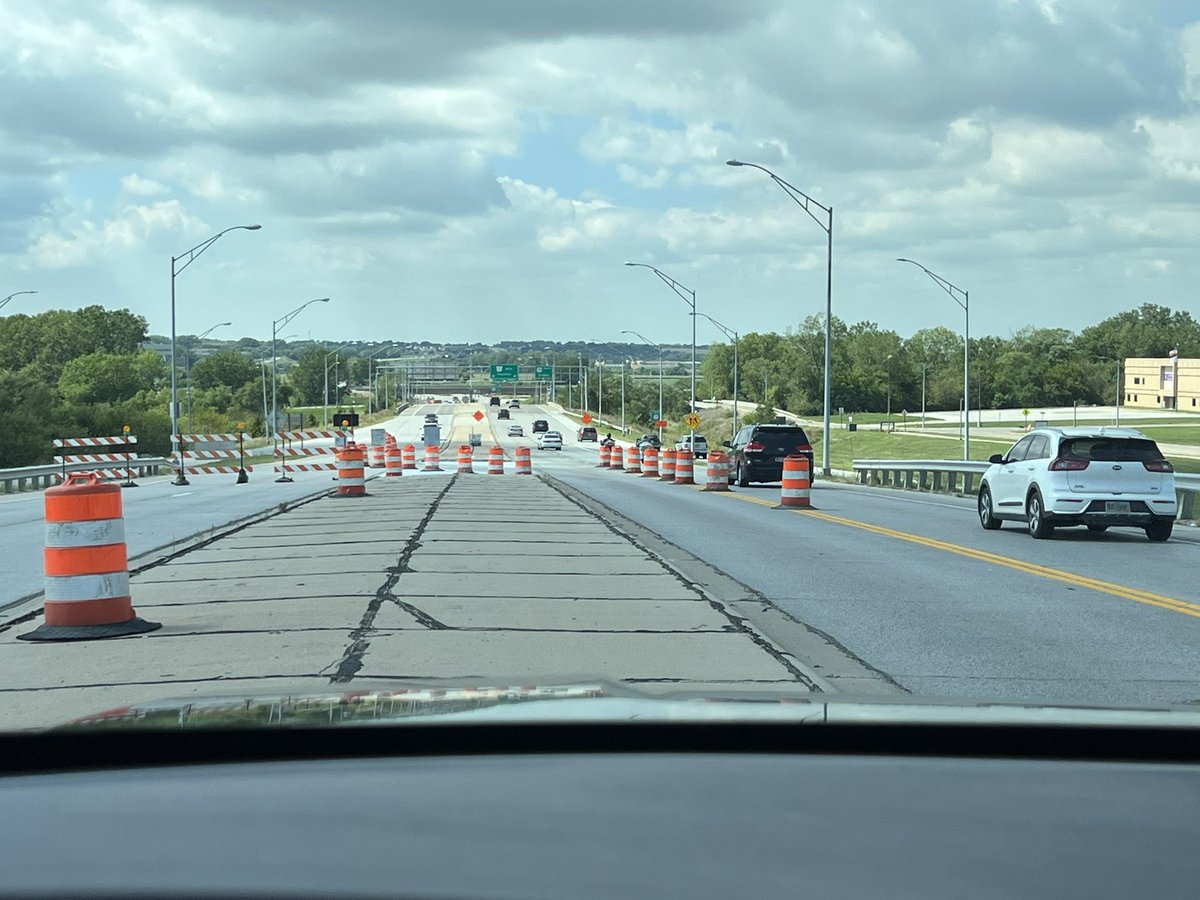 Lt. Chad Reed (@ltreedbpd) on Twitter photo Running radar in the construction zone on US370. Construction speed limit is 25mph. #bpd <a href="/CityofBellevue/">City of Bellevue</a> Running radar in the construction zone on US370. Construction speed limit is 25mph. #bpd <a href="/CityofBellevue/">City of Bellevue</a>