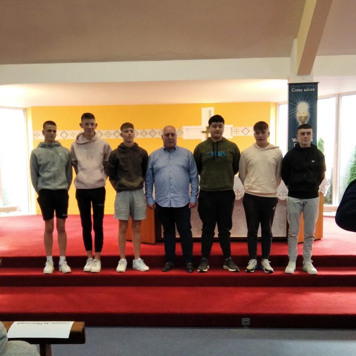 rococork's tweet image. Our new fifth year Meitheal team and Ms Hension attended their commissioning ceremony today in Holy Cross church in Mahon. We wish them the best of luck with their work with our first years this year! #meitheal2022