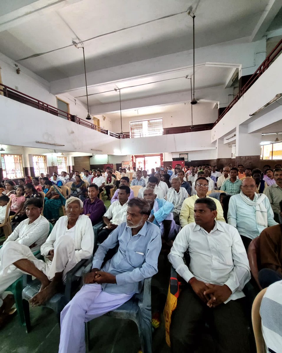 AdvSandeepTajne's tweet photo. मूलनिवासी समाज बहुजन मूव्हमेंट का अभिन्न अंग है.मूलनिवासी भाईओ के बिना बहुजन मूव्हमेंट अधुरी है.इसी वजह से मा.बहन @Mayawati जी ने राष्ट्रपती चुनाव मे @rashtrapatibhvn को समर्थन देकर उन्हका विजय सुनिश्चित किया.अब मूव्हमेंट को मूलनिवासी भाईओ को मजबूत करना है.

मा. @Nitin26Bsp जी https://t.co/nzdH4laXmc