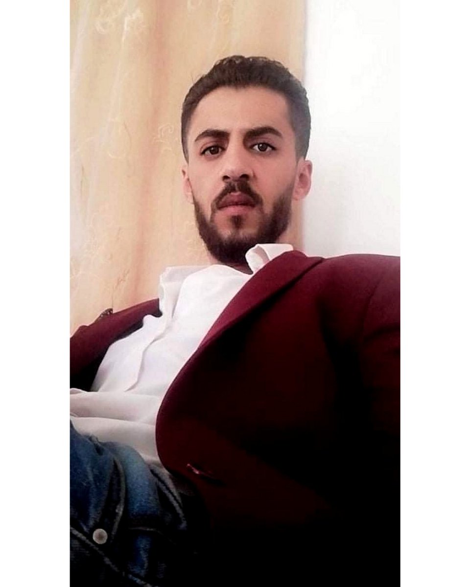 Ahmad_abu_Fada1's tweet photo. لسنا مجبُرين على تصحيح تفكير أحد ولكننا مضطرين إلى مراعاة حجم عقلياتهم😃🖤..
#abusami https://t.co/jq5cgY5FCx