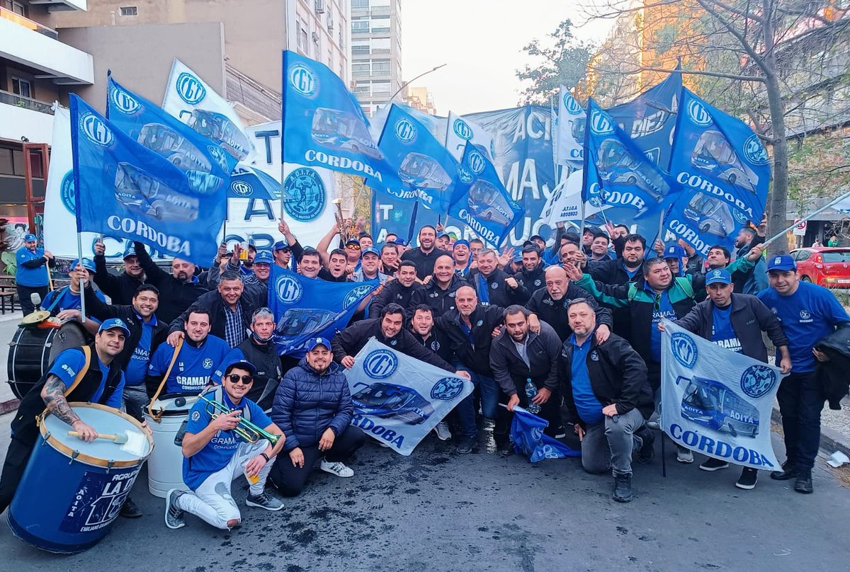 💪SE NORMALIZÓ CGT REGIONAL CÓRDOBA: AOITA AL FRENTE DE LA SECRETARÍA DE TRANSPORTE ✊
En la sede histórica de Chacabuco 454, el Secretario de Interior de CGT nacional, Horacio Otero, anunció los nombres que iniciarán el proceso normalizador que definirá al nuevo secretariado.