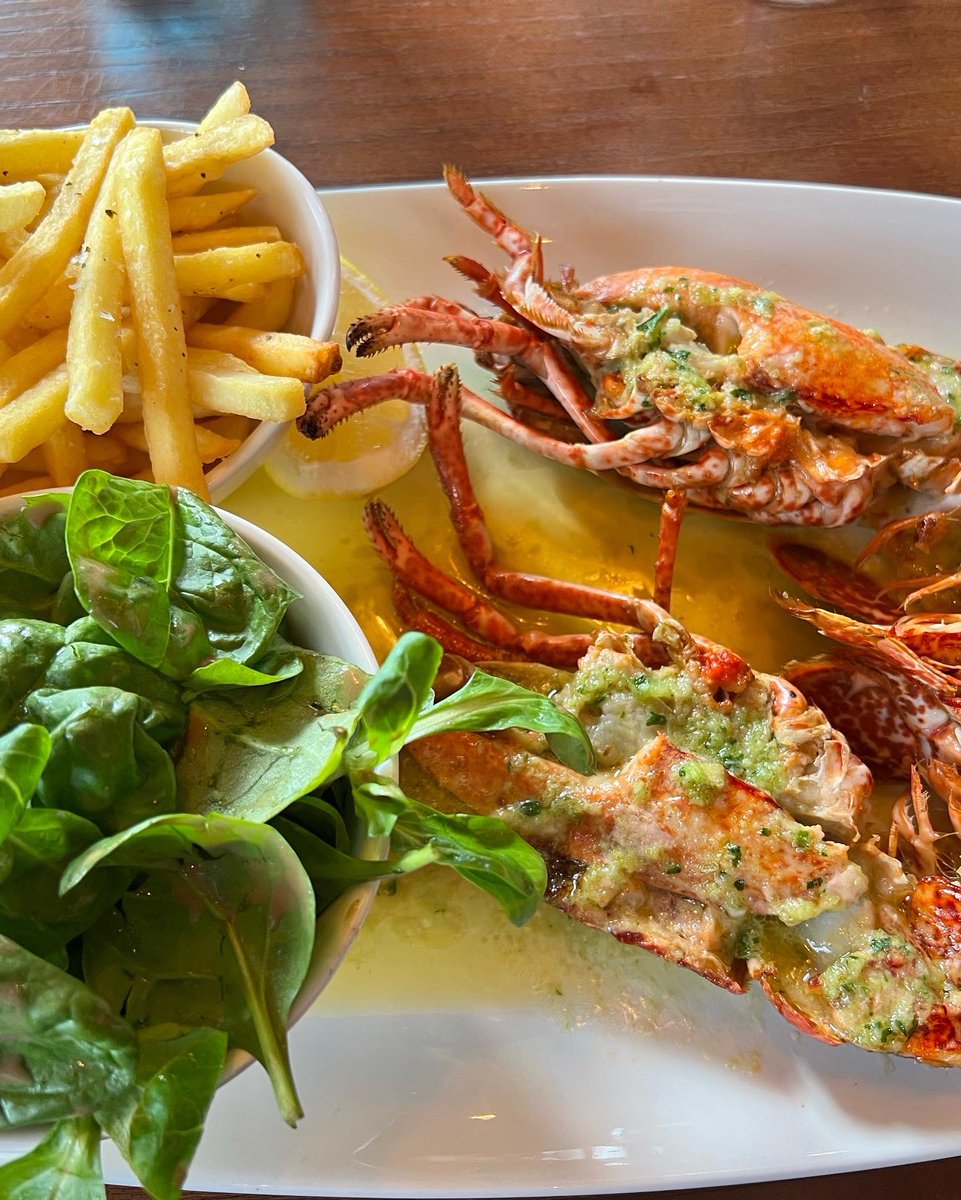ewanventers's tweet photo. Big shout out to the team @darling_silver today for a brilliant lunch….delicious food, friendly service, thank you! #thesilverdarling #aberdeen #fish #fishrestaurant #scotland 🏴󠁧󠁢󠁳󠁣󠁴󠁿 https://t.co/xzjGdGix6O