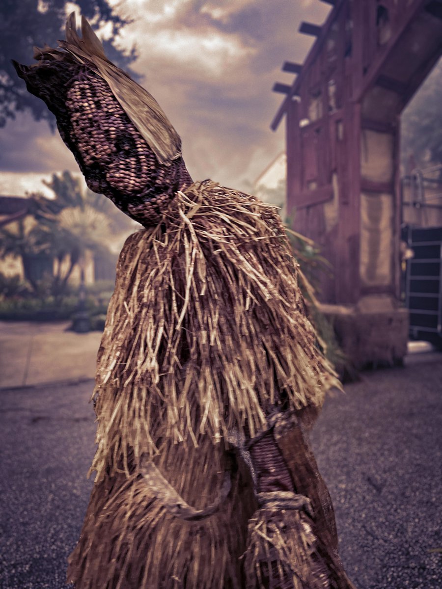 HorrorNightsORL's tweet photo. its corn but it wants your soul https://t.co/FAWmKohP3F