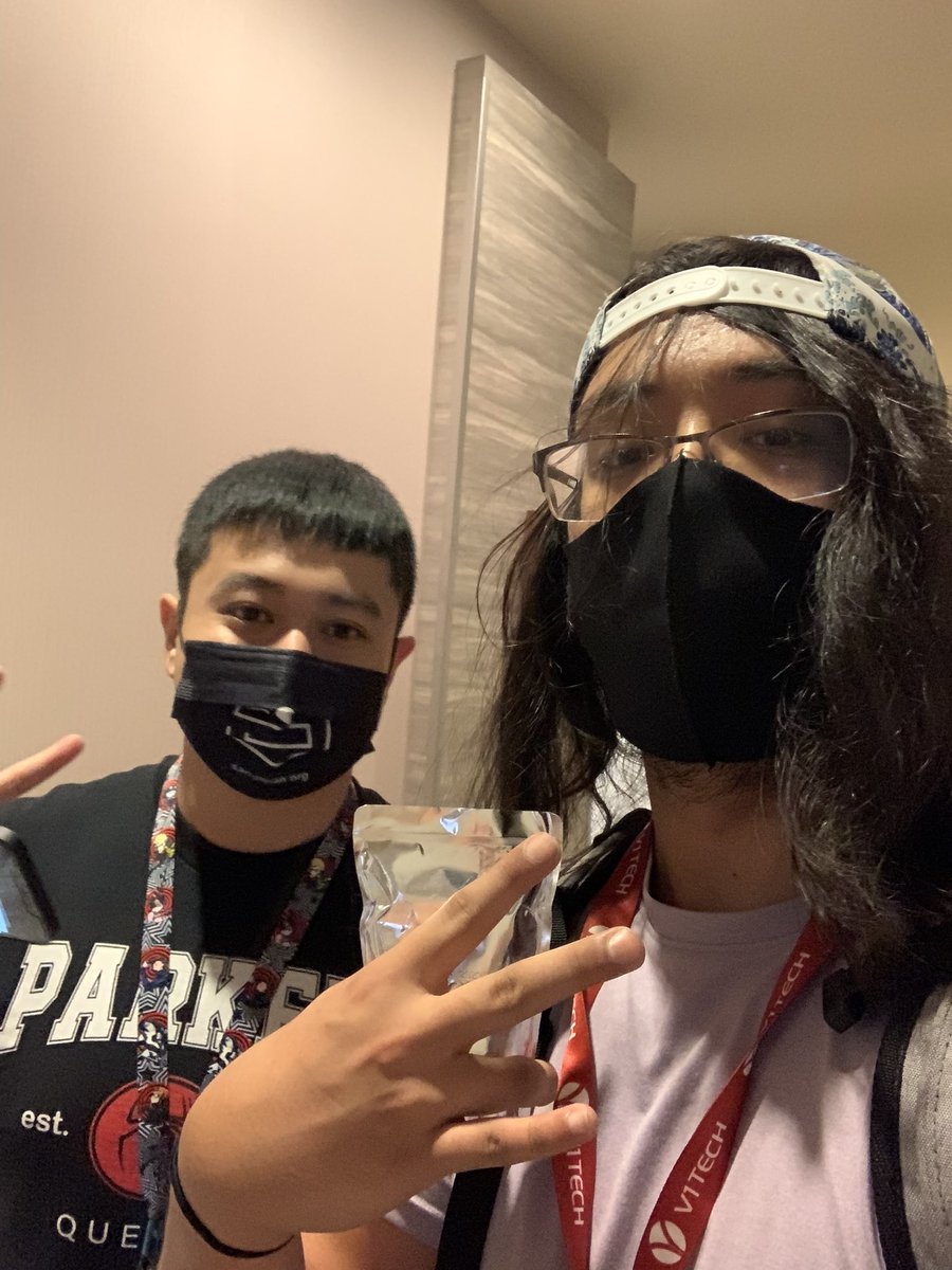 met the great Mr.Streamer <a href="/Voltning1/">Voltning</a> , what an op man irl.