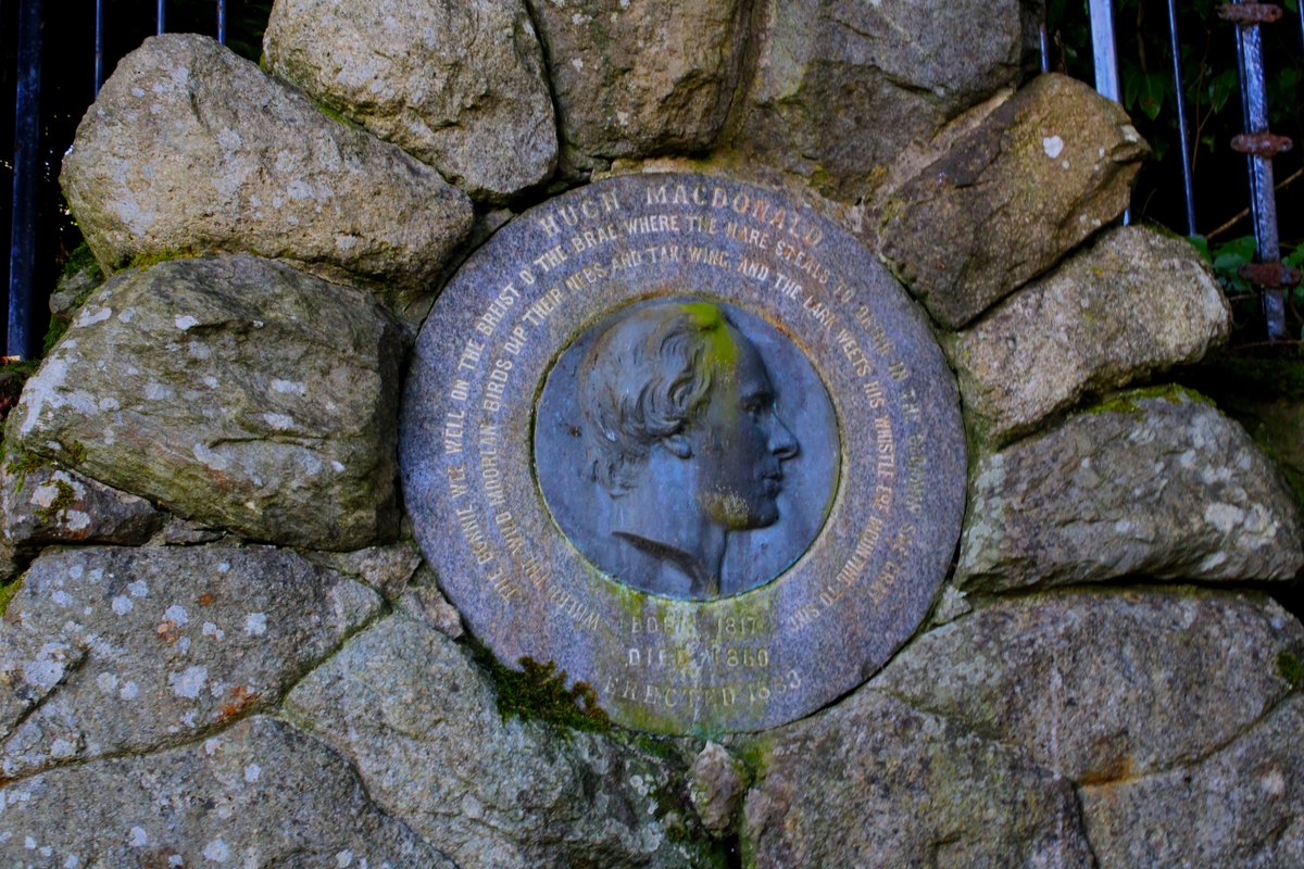 moore956's tweet photo. Old fountain up at Turning Point Scotland, outside the Gleniffer Braes

#paisley #glenifferbraes #turningpoint  #amateurphotography #photography https://t.co/MEXoRYxuoy