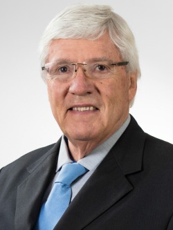 CarlosTeran's tweet photo. AHORA
MURIÓ en el IST de Viña del Mar ex Diputado y ex Alcalde de Viña del Mar Rodrigo González Torres, sufrió disección aórtica Tipo A https://t.co/K9Uq16nfjX