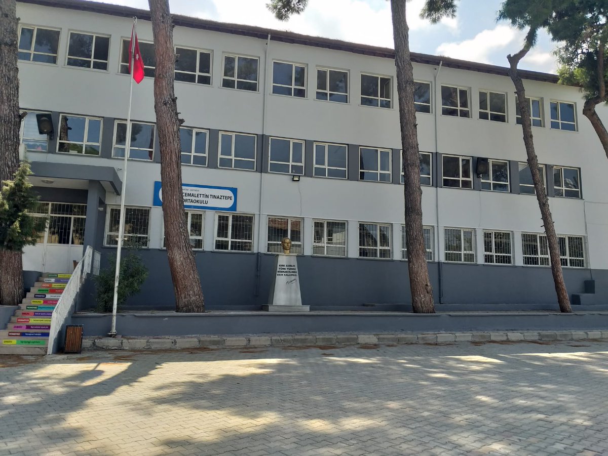 ANTAKYAMEM's tweet photo. 2022-2023 Eğitim-Öğretim Yılı hazırlık çalışmaları kapsamında Cemalettin Tınaztepe Ortaokulu #BizHazırız dedi. Emeği geçen herkese çok teşekkür ederiz.

@tcmeb
@seyitalibuyuk
@AhmetTecimen https://t.co/fu3m024EWd