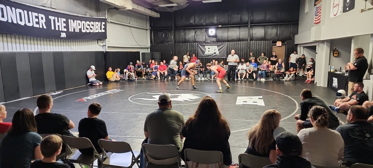 theBAcenter's tweet photo. @CincyRtc preseason scuffle getting close to the main cards
https://t.co/hVE7O4bFYZ https://t.co/JYyyExcAUs