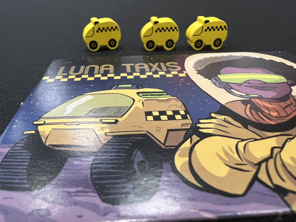 So HAPPY to be back at a gaming convention! Had a BLAST playing LUNA Capital.   <a href="/devirgames/">Devir Games</a>   @dexenvoy  #LUNACapital2022