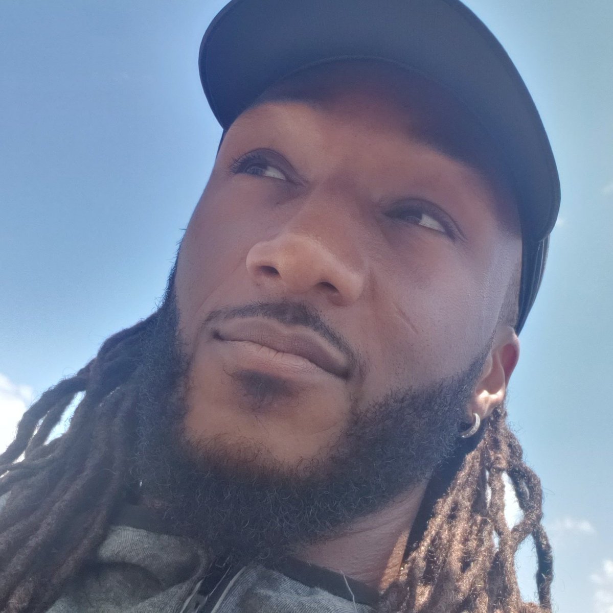 DauntlessTruth's tweet photo. #NewProfilePic https://t.co/UIXLkwhaJ4