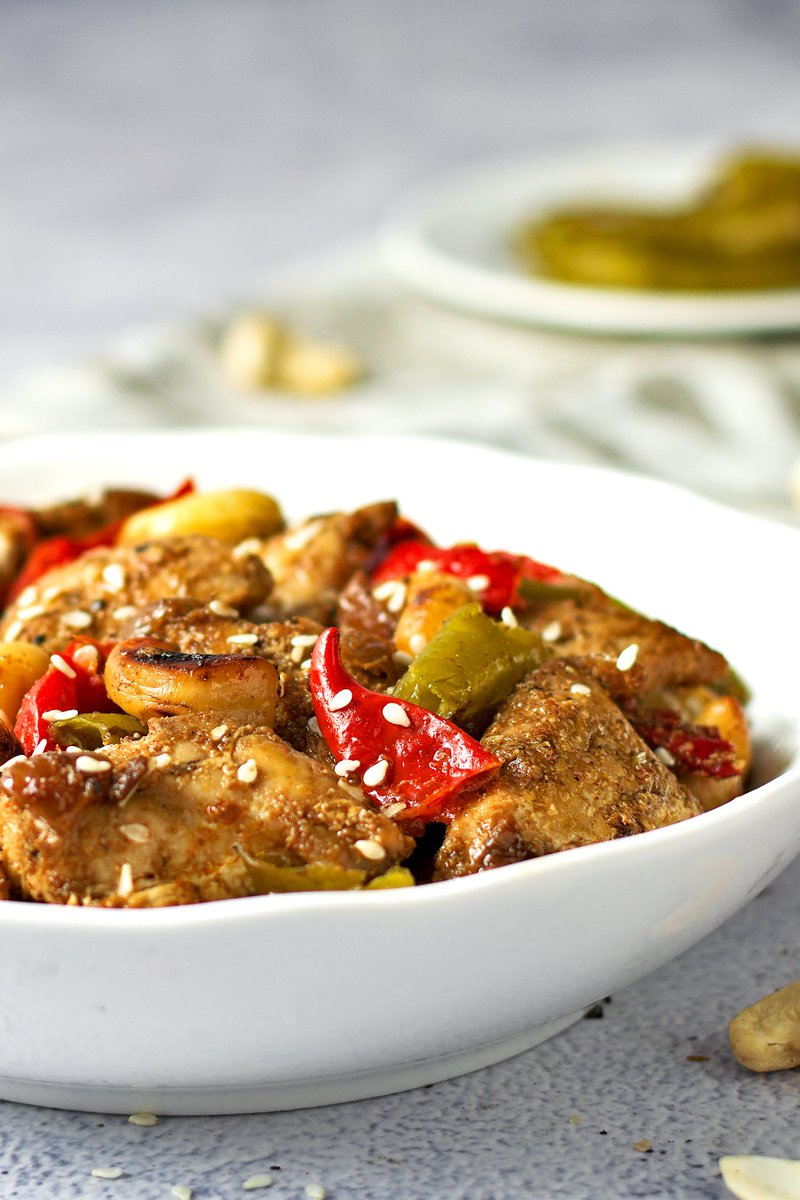 New recipe! Keto cashew chicken is an easy dinner idea that is ready in a pan in just 25 minutes. Flavorful, colorful and healthy meal for your family.
cookingjourneyblog.com/keto-cashew-ch…