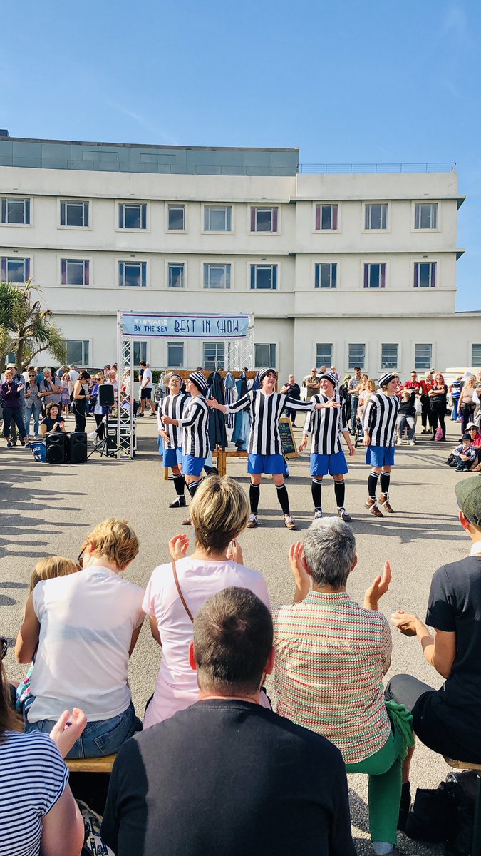 📸 📸
#QuiteUnfitForFemales
#VintageByTheSea