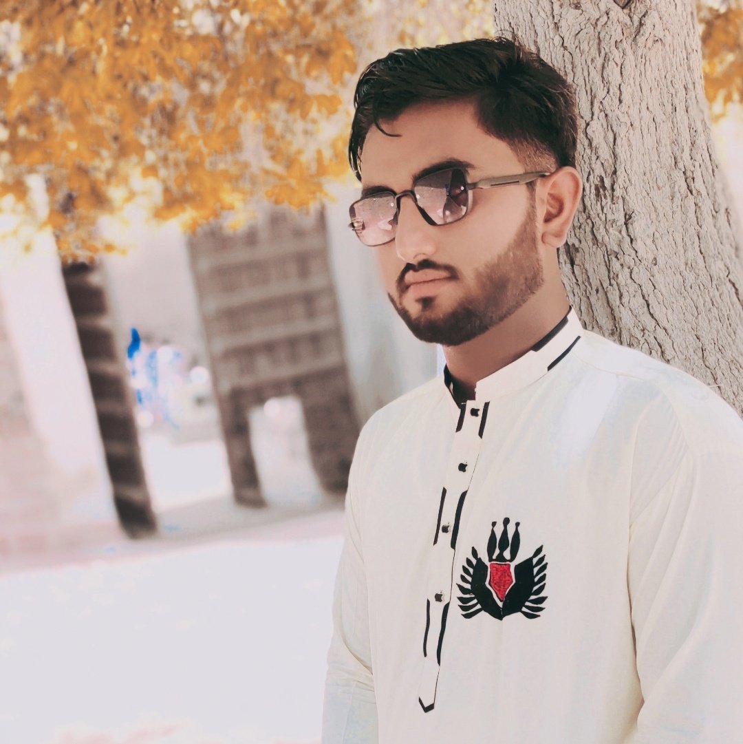 Sameer470's tweet photo. #NewProfilePic https://t.co/efcMEjxkLN