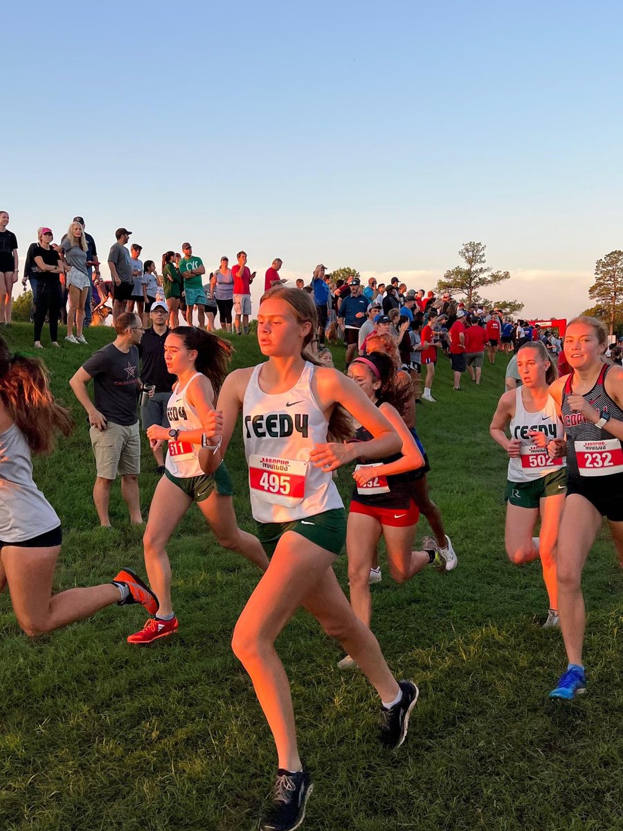 CoachScribner's tweet photo. Marcus Coach T invitational complete. More work to be done, but working closer and closer to our goals each day! #runninreedy #RHSroar https://t.co/f4uze7KBFA