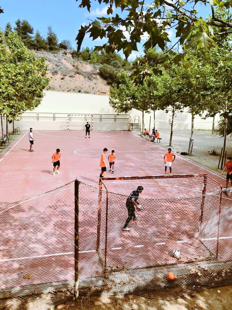 OriolPanades's tweet photo. Aquí comença la nostra història.
Temporada per gaudir, evolucionar i competir per objectius il•lusionants.
#EFSV #Stage https://t.co/HLucrmMG8i