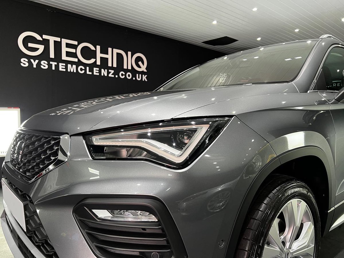SystemClenz's tweet photo. SEAT Ateca - New Car Protection Detail 

Our first 72 plate compete, this one had Gtechniq - Crystal Serum Light applied to the bodywork
- C5 Wheel Armour applied to the alloys

#seat #seatateca #gtechniq #gtechniqaccredited #systemclenz #westonsupermare #72plate #72reg #bristol https://t.co/ZvQs4RM855