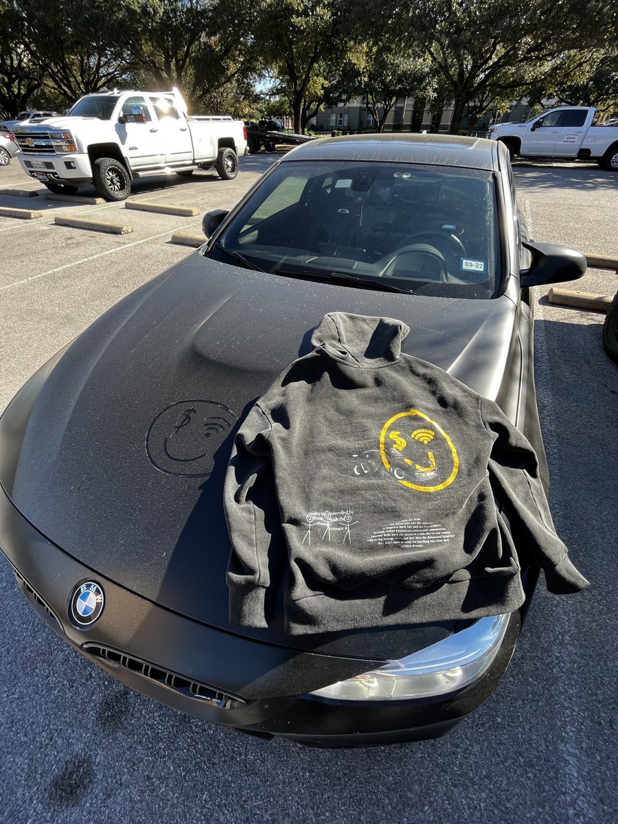 I lost $26,000 in seconds to a scam and it was the beginning of one of the most fun things I’ve ever done.

Here’s the full untold story behind @internetkidsio and what the future holds.     

(Big surprise at the end of thread)