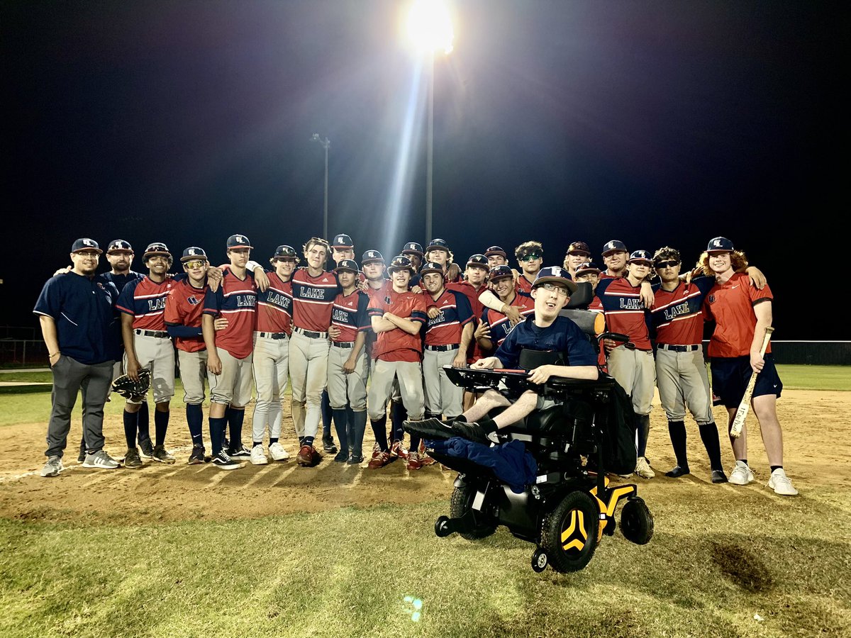 CLHS__Baseball's tweet photo. RIP @Dysen81462426 we’ll miss you in the stands cheering us on! https://t.co/1N685cBKjj