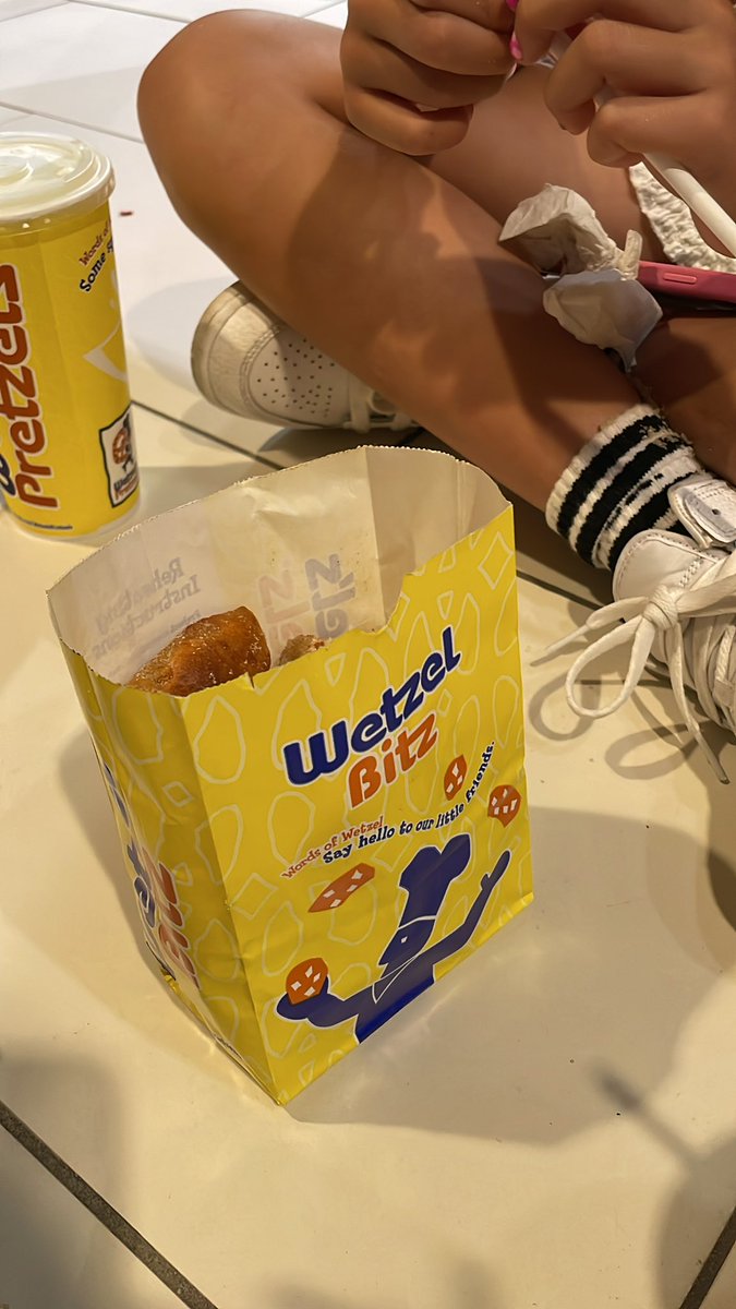 Delicious disease in a bag #wetzelspretzles