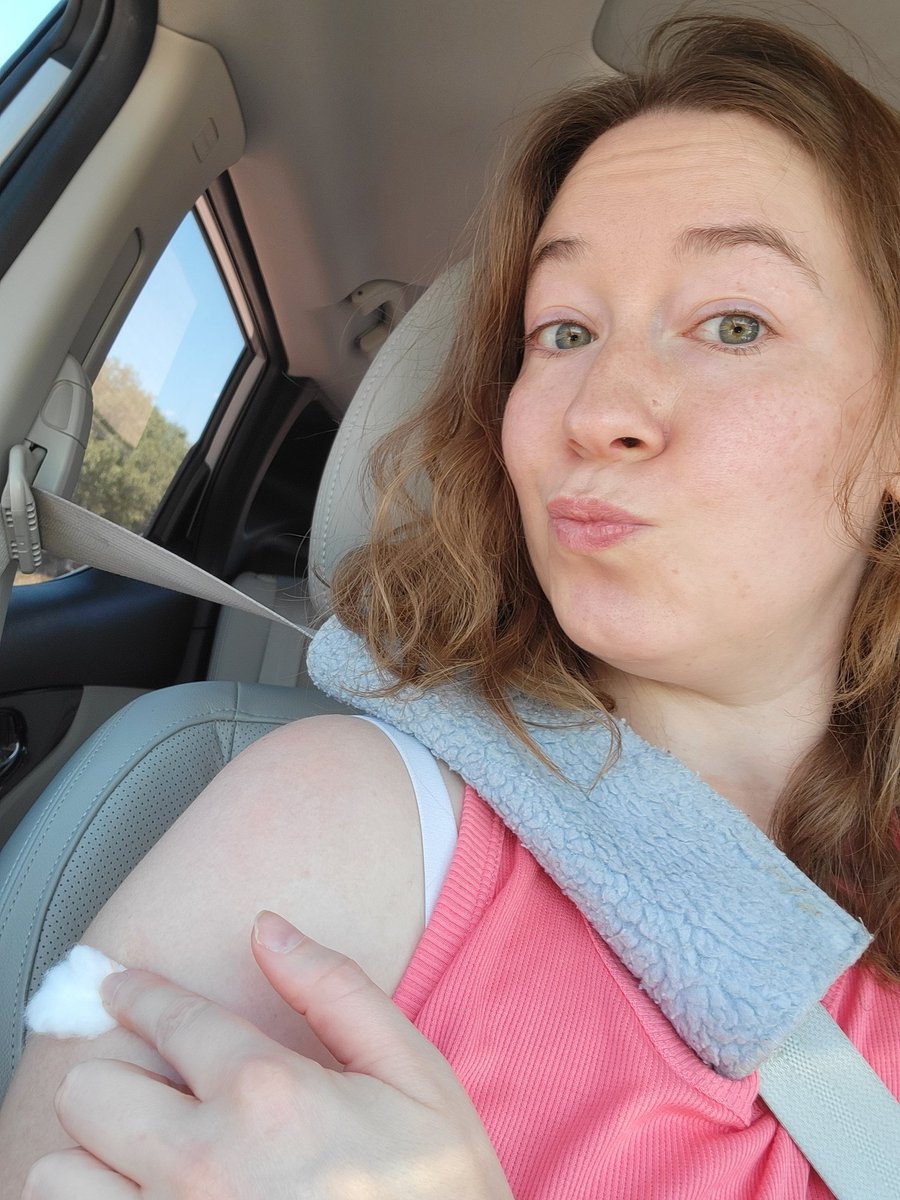 Told y'all I'd get another booster as soon as I was eligible! #vaccination2022 #vaccineboosterdose #covid #pfizer #pfizerbv #VaccinesSaveLives
