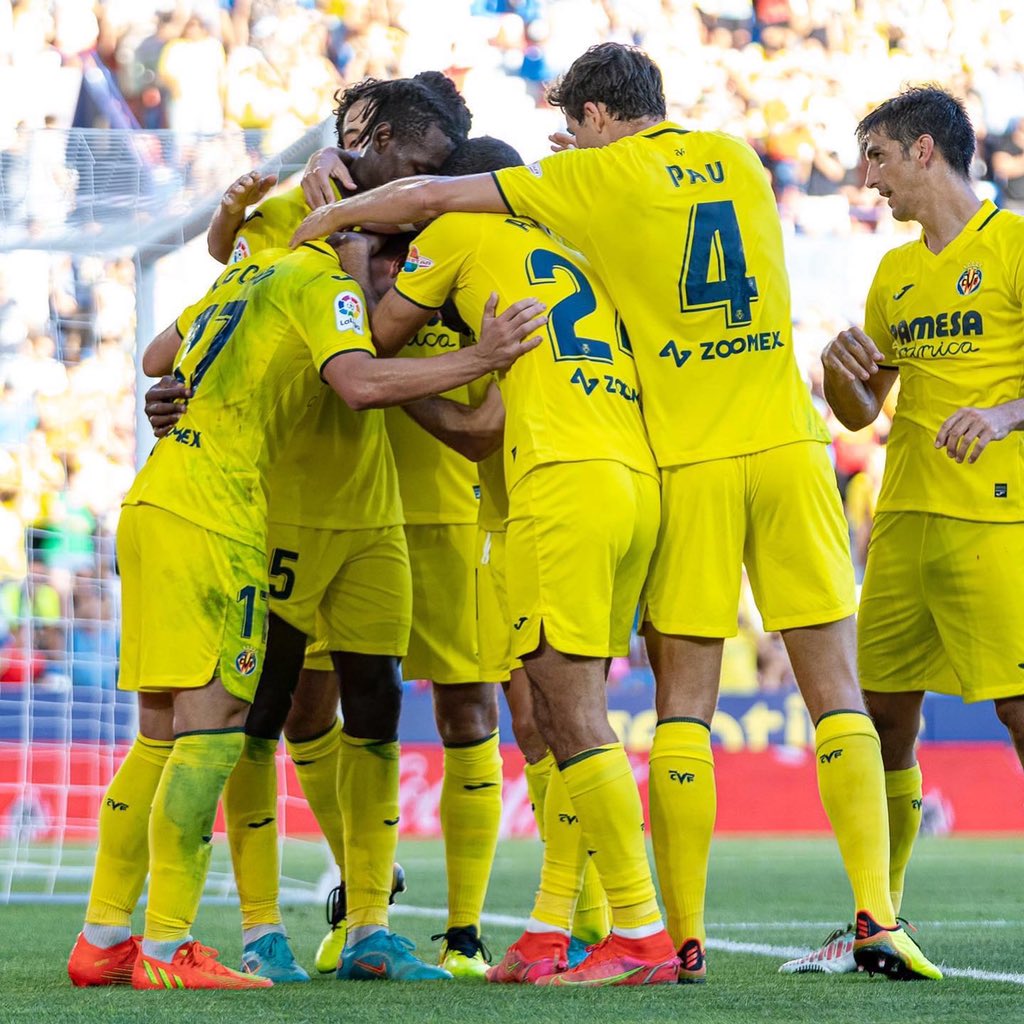 DaniParejo's tweet photo. Gran compromiso del equipo que deja otra victoria en liga @VillarrealCF 👊🏼 Seguimos con la portería a 0. Gracias a todos los que nos animáis cada día desde las gradas y desde casa 💛

#Villarreal #LaLiga #Submarino https://t.co/JOlBbBvlh2