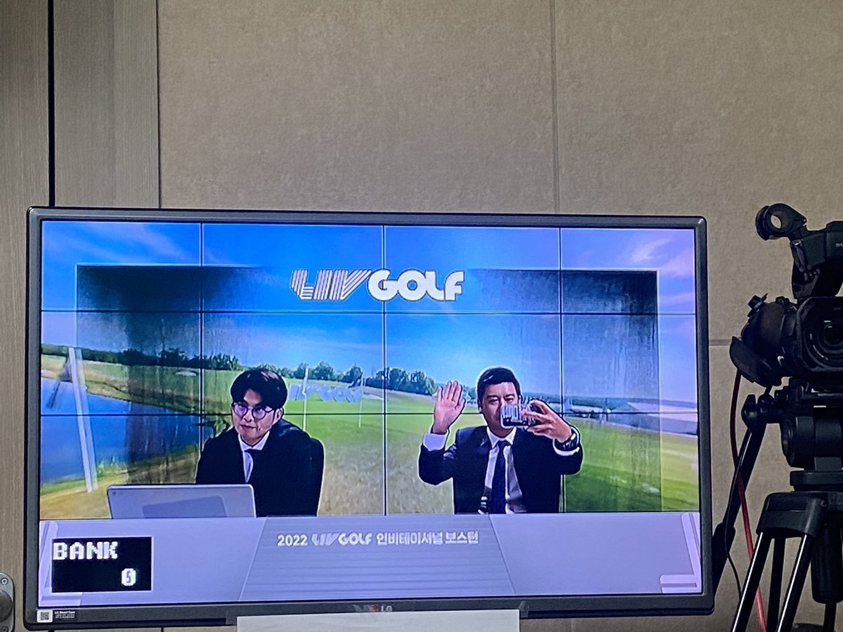 HwAduu's tweet photo. Liv Golf Live broadcasting from Korea.   #liv #livgolf #livebroadcasting https://t.co/20N46UFnBD