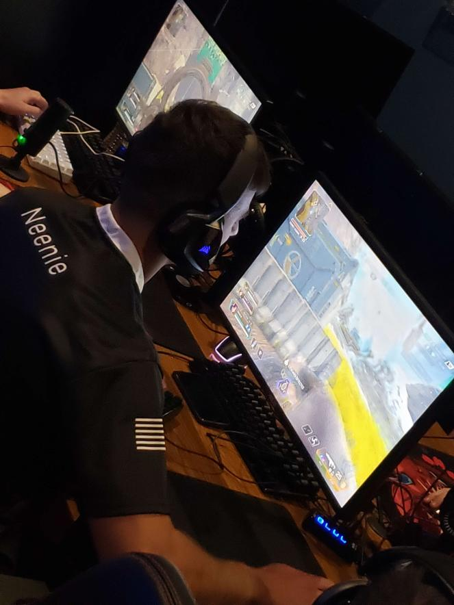 Apex Pro-Am: Summer Showdown tweet media
