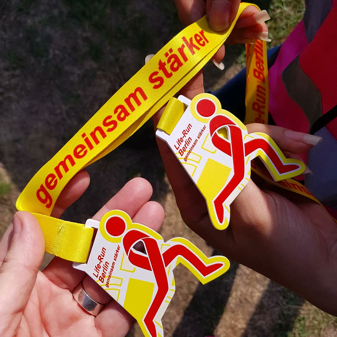bikeygees's tweet photo. Gegen #Stigmatisierung und #Ausgrenzung. Gemeinsam stärker. 🚴♂️🚴♀️ Unter diesem Motto stand der #liferun der @AidshilfeBln 🏃♀️🚴♂️💪🏾#solidarität ist uns sehr wichtig und zum Glück konnten auch #fahrräder starten. 🚴♀️🚴♀️ Danke an alle. 😘 #strongertogether #aidsbeenden #bgzvorort 💜 https://t.co/BOMpKJckPD