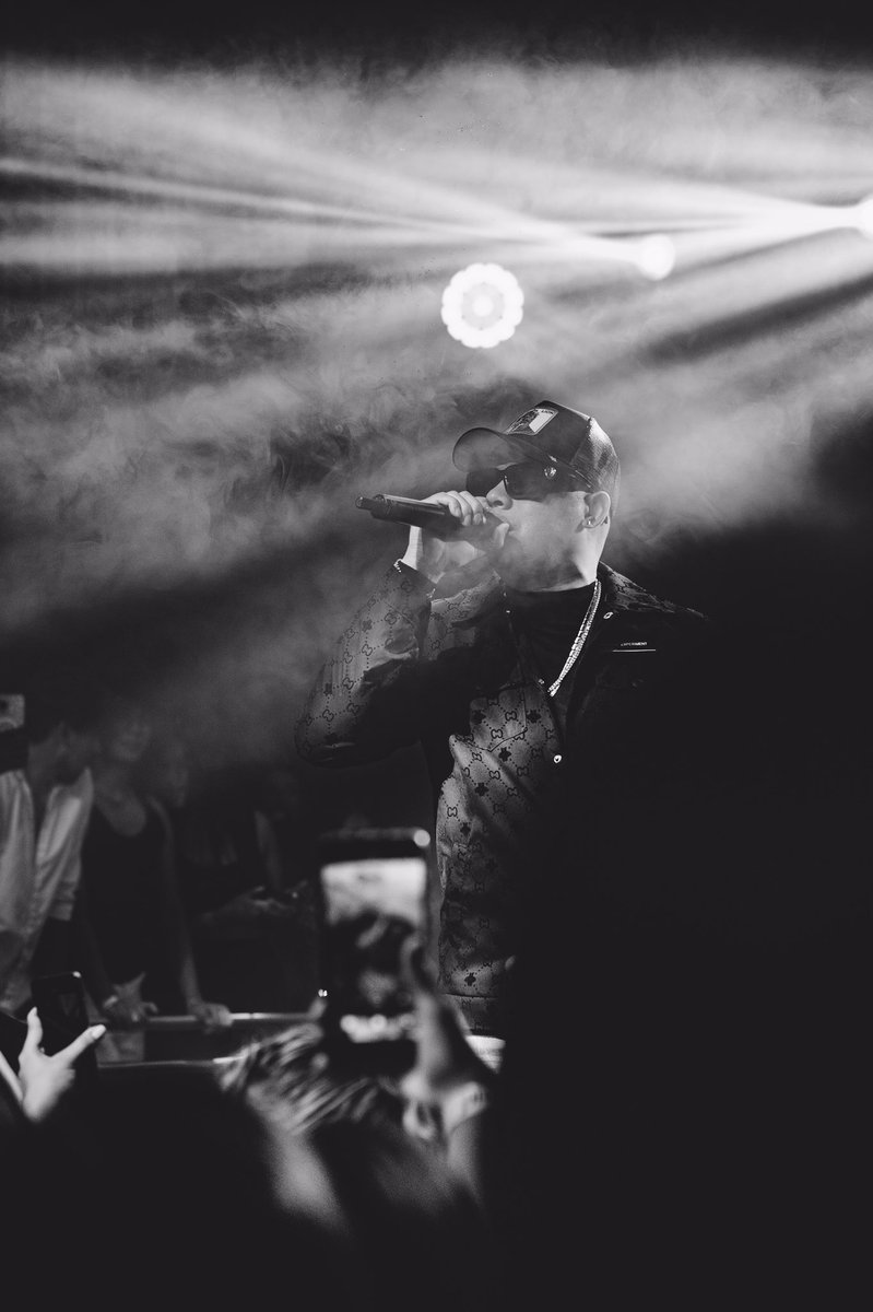 La noche de ayer en concierto de  <a href="/ElRoockieMusic/">El Roockie</a> 🇵🇦 🤍 🇨🇷