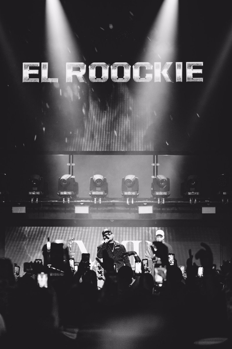 CensoredChannel's tweet photo. La noche de ayer en concierto de  @ElRoockieMusic 🇵🇦 🤍 🇨🇷 https://t.co/1LUYDDEUZX