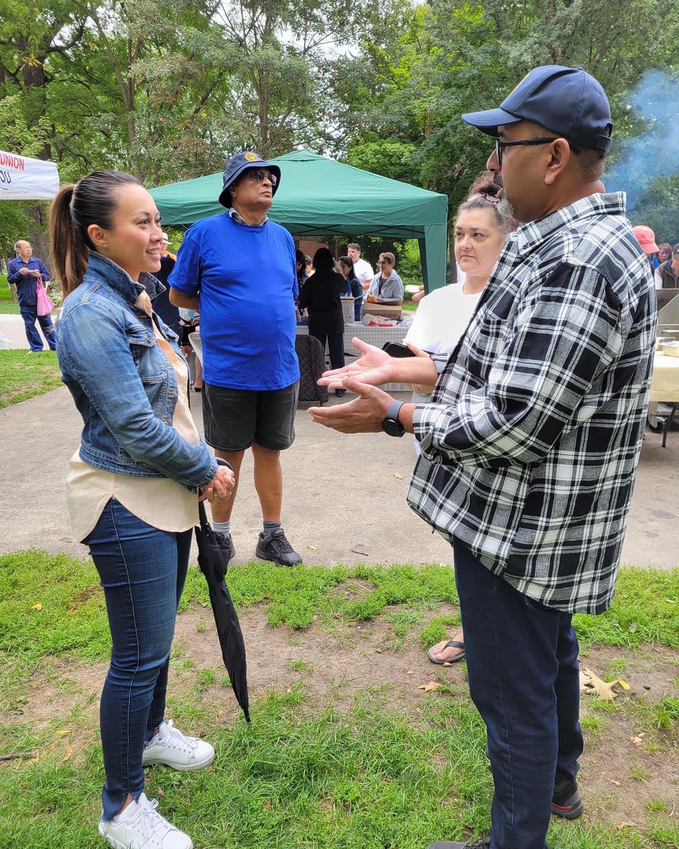 rechievaldez's tweet photo. To celebrate #LabourDay, I had the pleasure of attending @PeelLabour’s annual BBQ. Peel Regional Labour Council is the voice of labour in Peel Region, representing over 50,000 workers. Our government will ensure we continue #PuttingWorkersFirst https://t.co/knVjJBCU30
