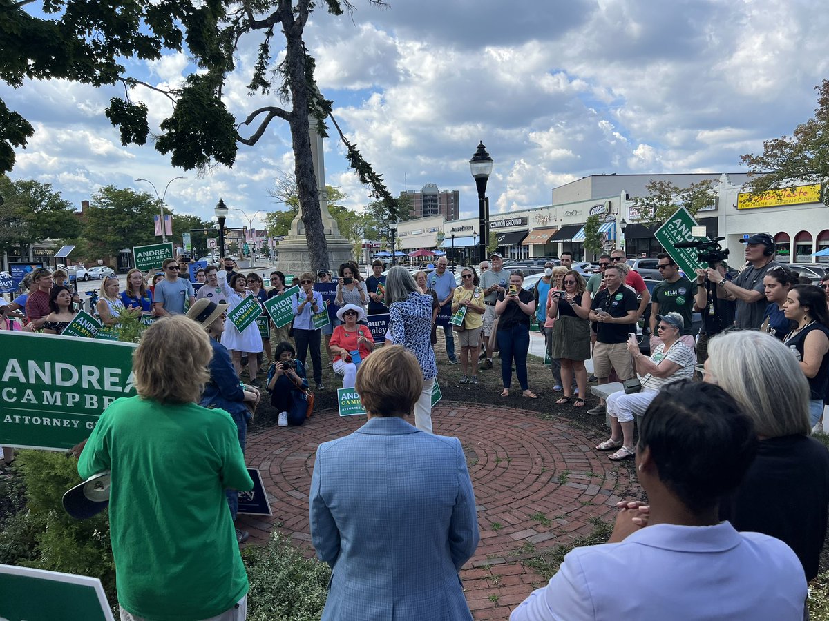 AJCampbellMA's tweet photo. Next stop: kicking off a door-to-door canvass in Arlington with Congresswoman Katherine Clark and former LG Evelyn Murphy!
We are fighting to earn every last vote in this race. If you haven't already, make your plan to vote #ACforAG on September 6: https://t.co/vW0gVcurey https://t.co/ZKZCDd1NHl