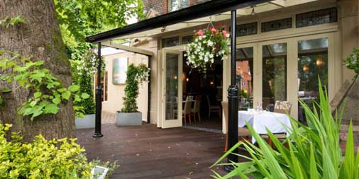 Tagpassiton's tweet image. A #didsbury Dinner @thelimetreeres? Add some gallic sparkle with a free kir royale on arrival with your TAG! card. Lapwing Lane, M20