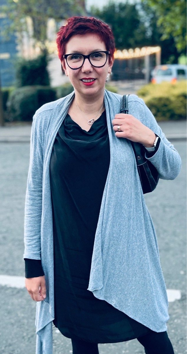 saljmc's tweet photo. Out for dinner at the pub in #SecondHandSeptember 😊 #cos #PhaseEight #BillyBag all from @CHSScotland #sustainablefashion #CharityShops #bargains #CircularEconomy https://t.co/Jyo1JNLPlC