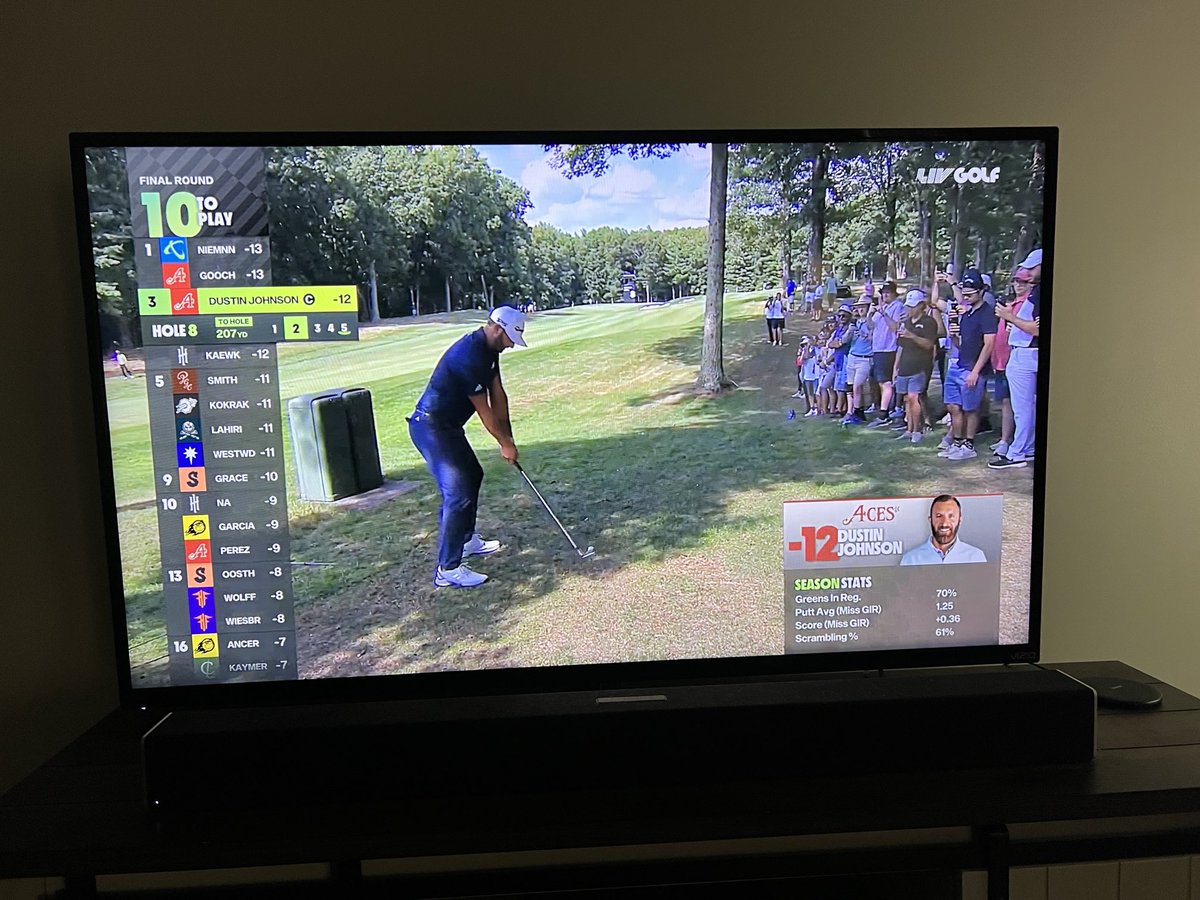 EHBurton's tweet photo. I’m going with the Yankees and Aaron Judge on the back 9. #Livgolf #Livgolfboston ⁦@LIVGolfInv⁩ https://t.co/XqqdxW8w4K
