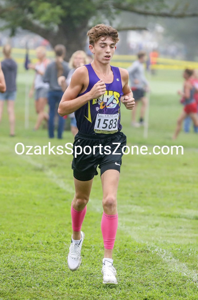 HermitageSchool's tweet photo. Great racing by our XC runners yesterday. Thanks to @OzarksOzone for some great pics, too! πββοΈππ #newseason #raceforstate #backtoback #WeAreHermitage https://t.co/fWYtIOFINZ