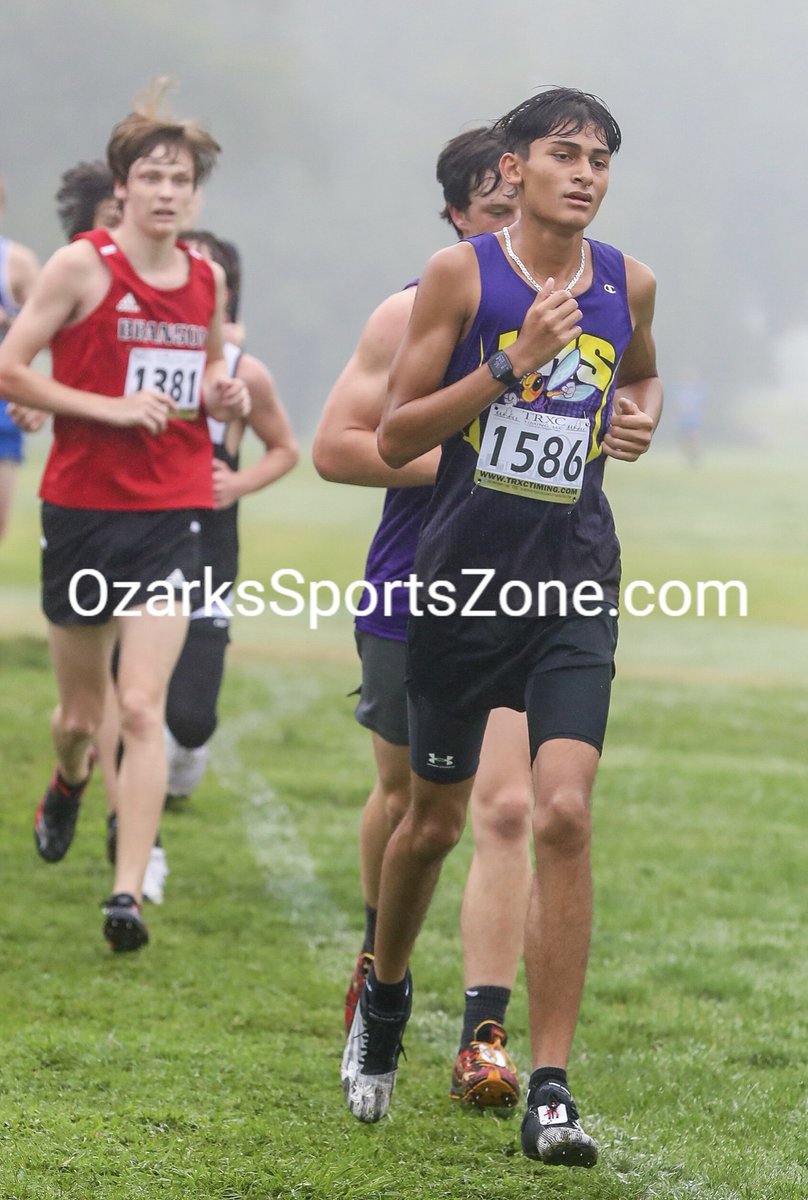 HermitageSchool's tweet photo. Great racing by our XC runners yesterday. Thanks to @OzarksOzone for some great pics, too! πββοΈππ #newseason #raceforstate #backtoback #WeAreHermitage https://t.co/fWYtIOFINZ