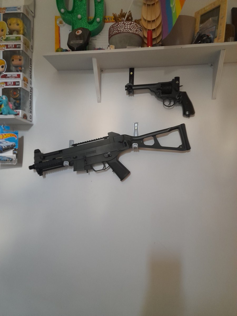 JesseTwinkman2's tweet photo. So proud #liberalgunowner hehe https://t.co/lGi3XD1dyW