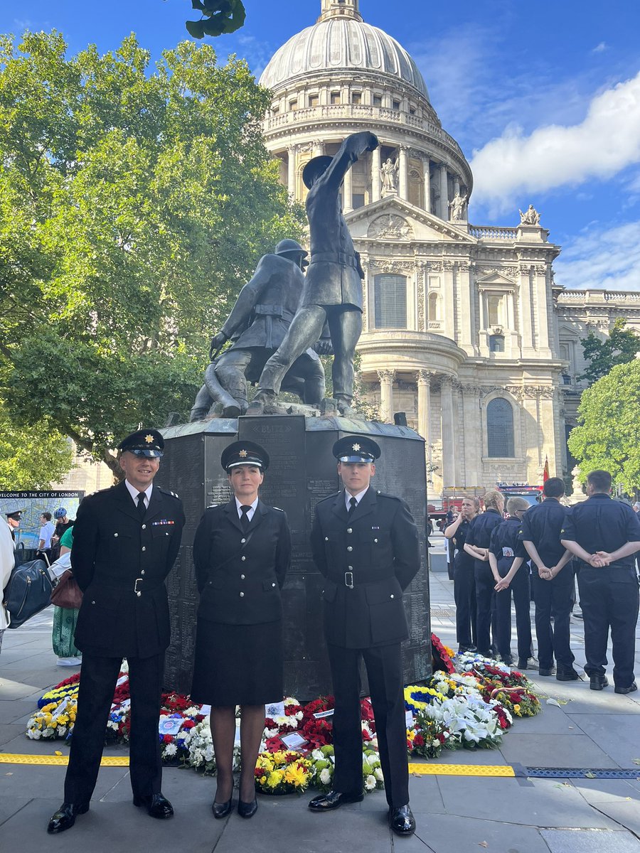 Jamesy_webb's tweet photo. Honoured to be part of @SuffolkFire ceremonial team and to pay our respects at the National Firefighters Memorial parade in London today. https://t.co/R6OabOoVaR
