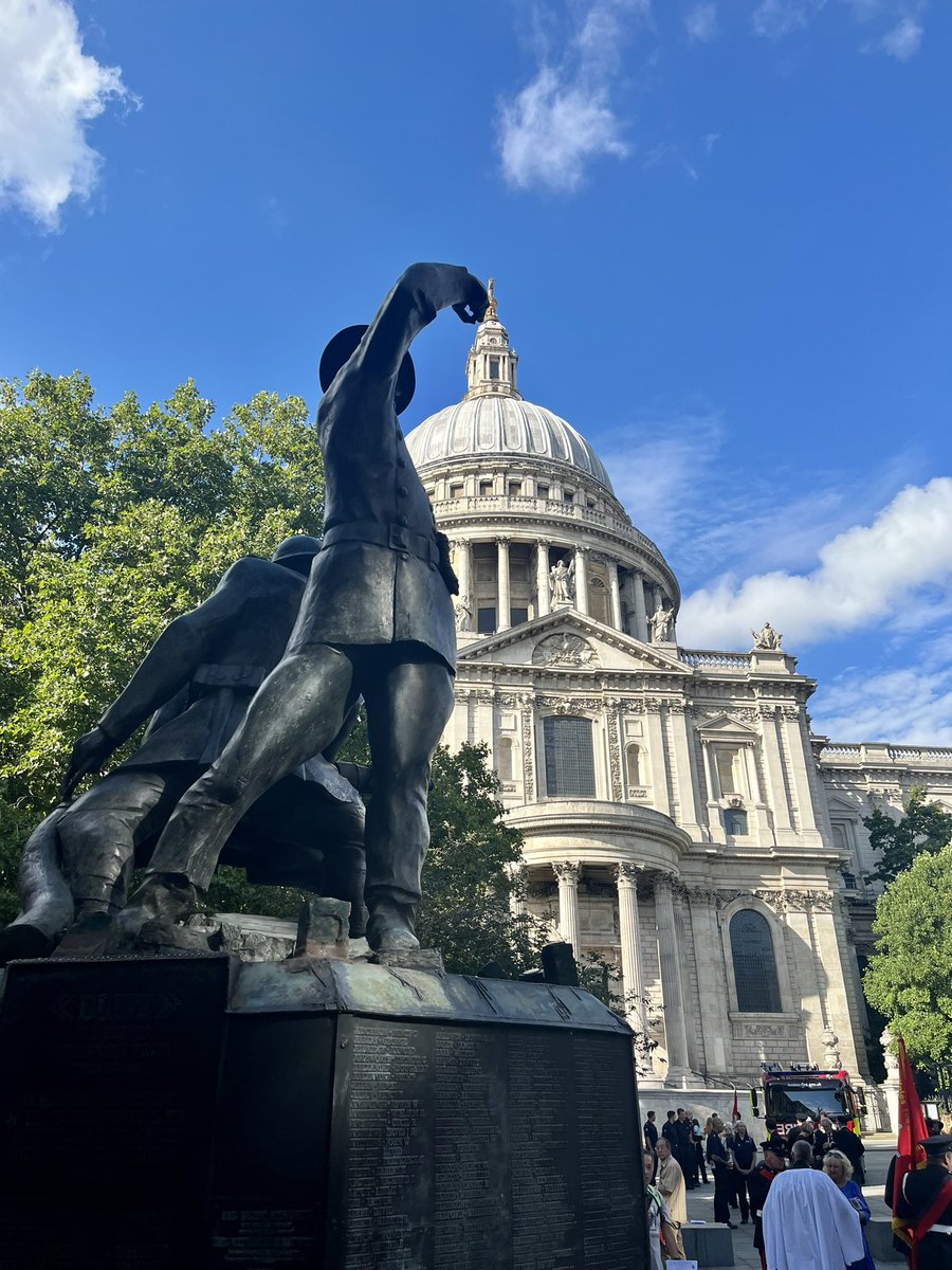 Jamesy_webb's tweet photo. Honoured to be part of @SuffolkFire ceremonial team and to pay our respects at the National Firefighters Memorial parade in London today. https://t.co/R6OabOoVaR